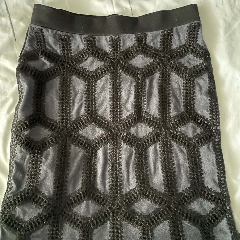 Short skirt. H&M